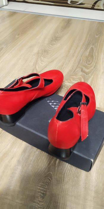 Дамски маркови обувки Мегияс