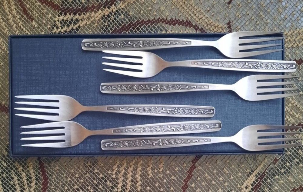 Столовые приборы.Набор вилок из мельхиора.Произв.Россия.
