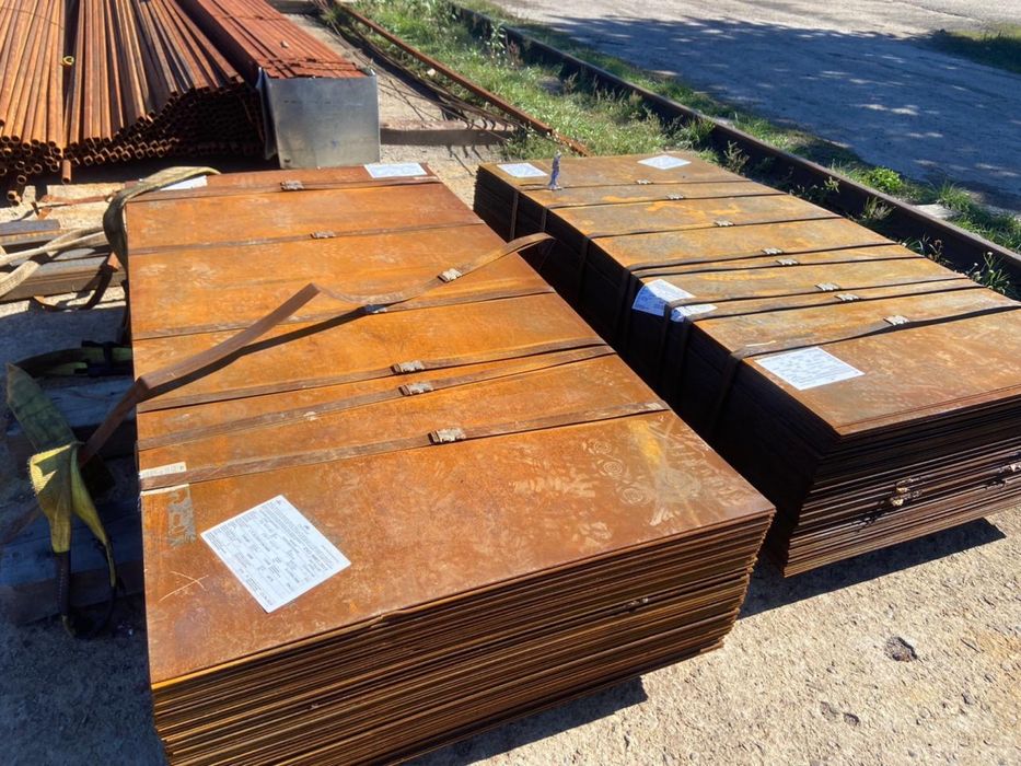 Листы стальные оптом и в розницу