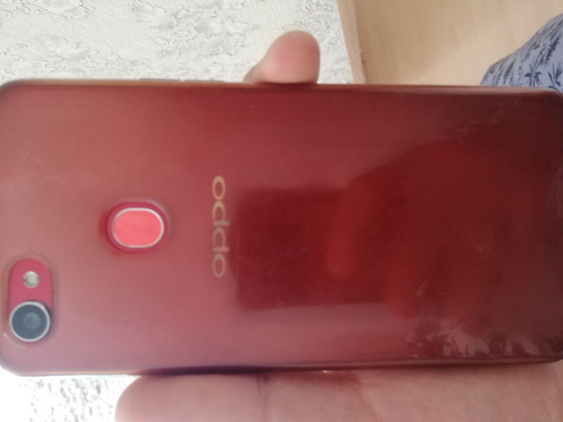 Продам телефон  Oppo f7