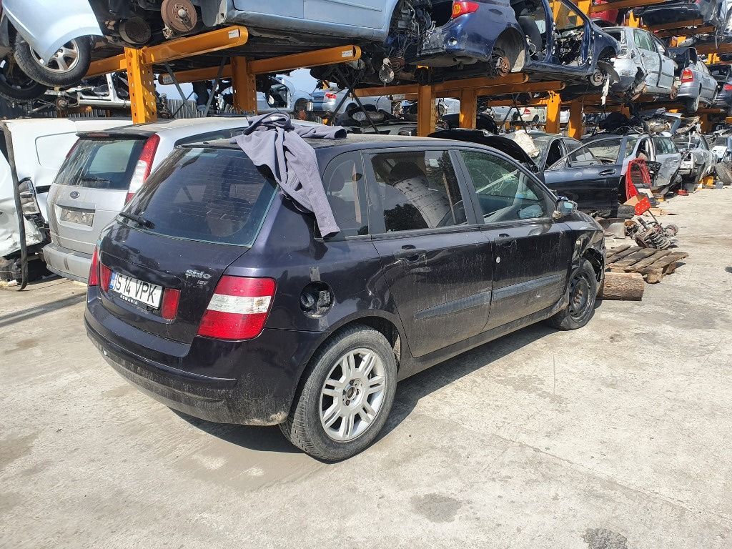 oglinda stanga dreapta far stop prag praguri planetara ECU Fiat Stilo motor 1.2benz dezmembrez