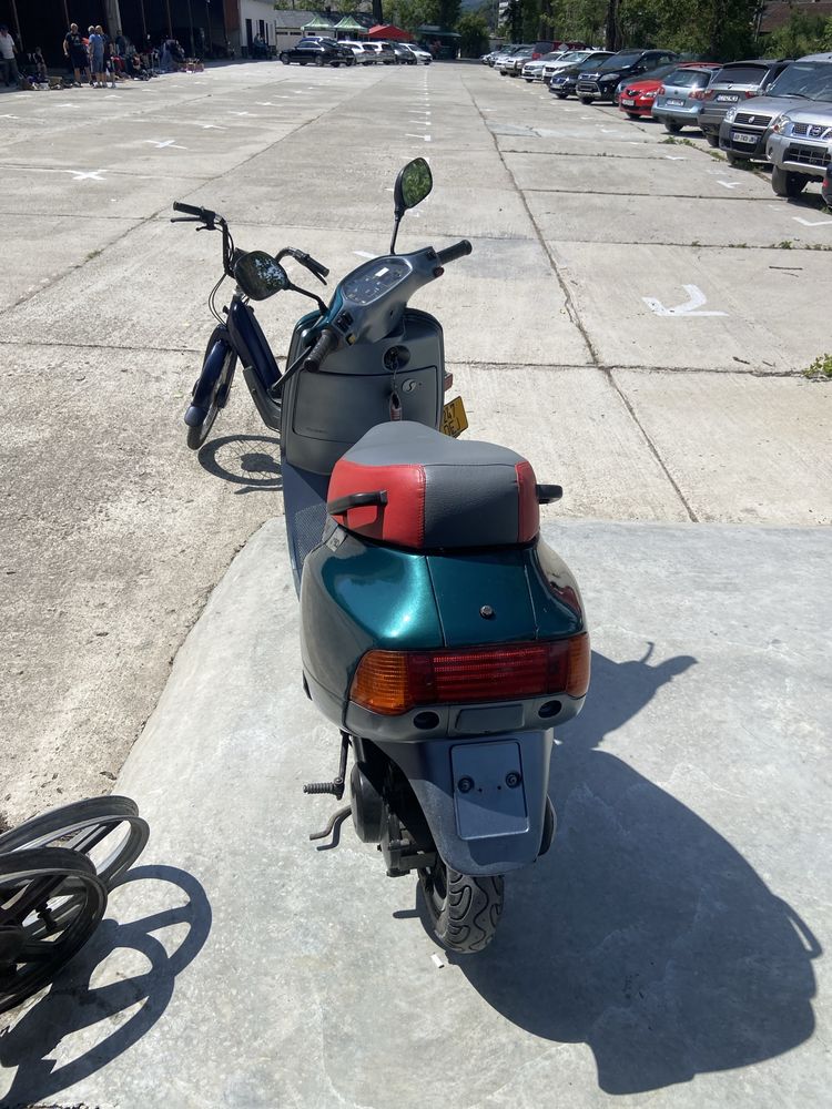 Se vinde piaggio cu acte