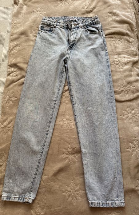 Светли дънки ZARA