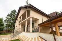 Proprietate specială de 340mp de vânzare