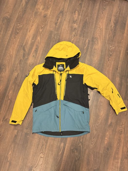 Сноъборд Якета И Гащеризон