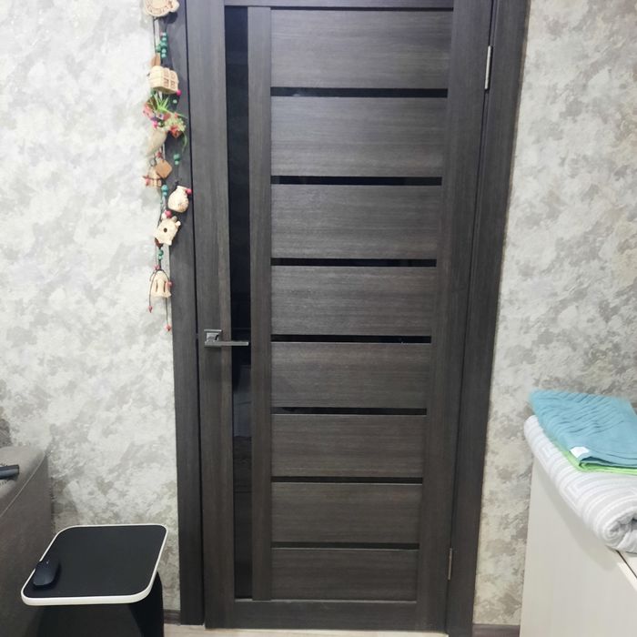 Продам межконатную дверь б/у