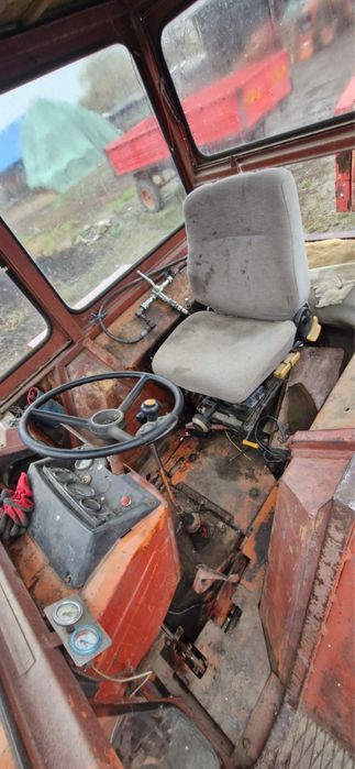 Vand tractor UTB650  in stare buna de functionare
