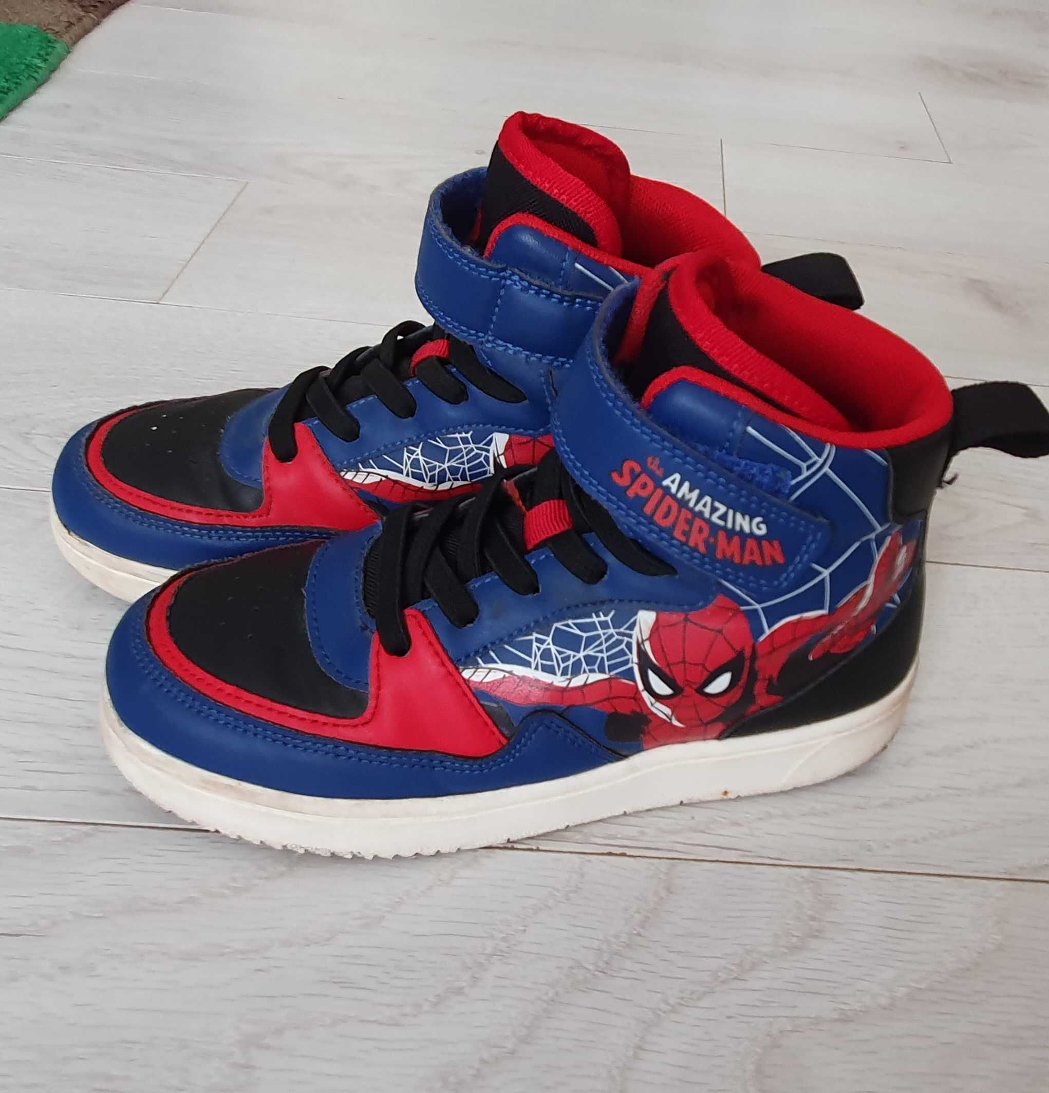 Обувки Spiderman HM, 30 номер