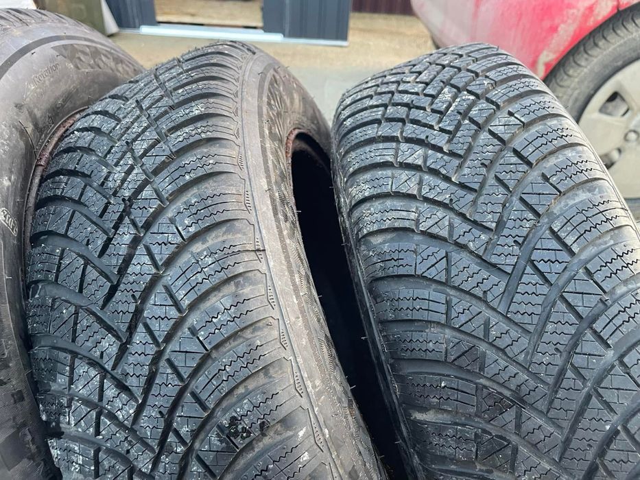 Roți de iarnă complete 195/65/15 5x112