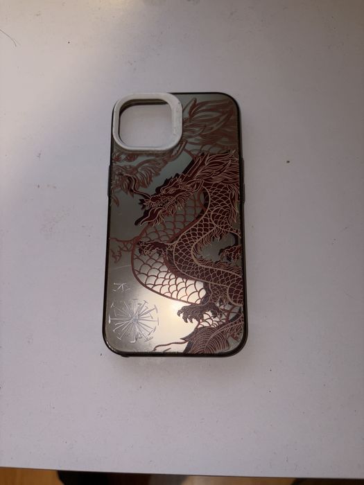 Калъфи за iphone 13