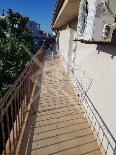 Продава се Къща в Поморие - 640 кв.м за 510 €/кв.м - Снимка #8