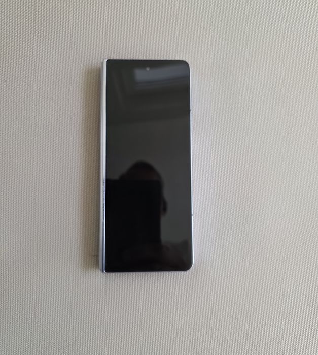 Samsung Galaxy Z Fold 5 – 512GB – Blue – Impecabil – Cutie originală
