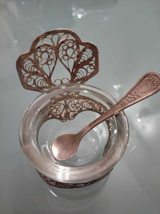 Сребърна купичка за хайвер