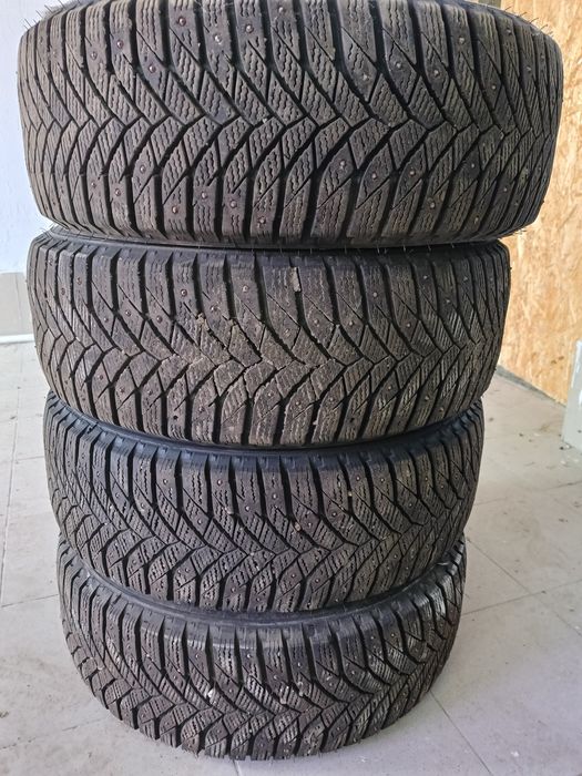 Зимние шины шипованные