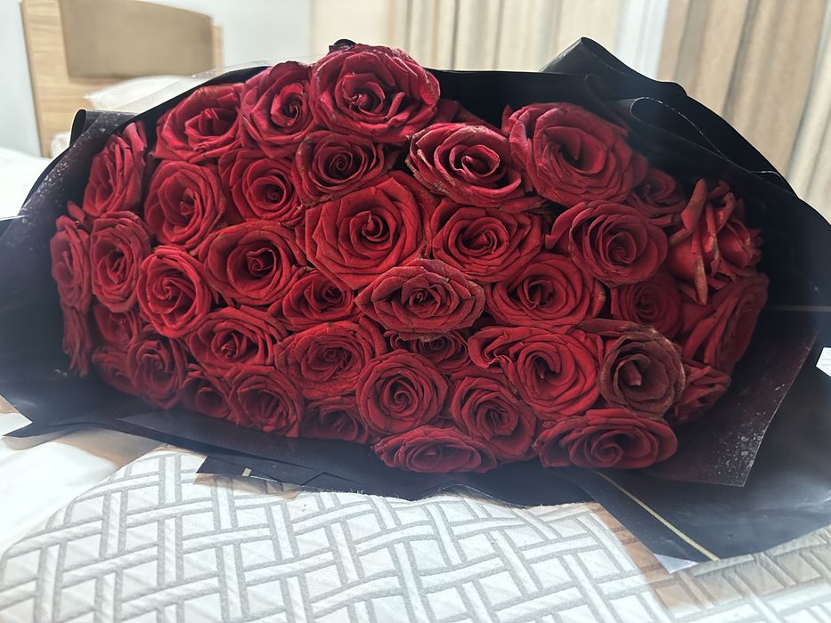 Красивые розы для красивой девушки