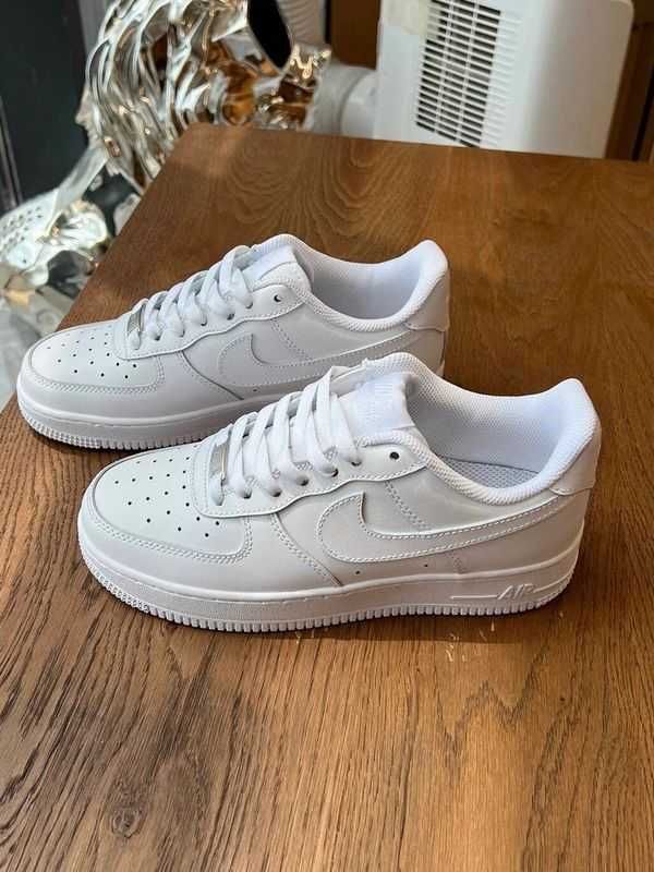 Nike Air Force 1 Low '07 Alb Mărimea 41