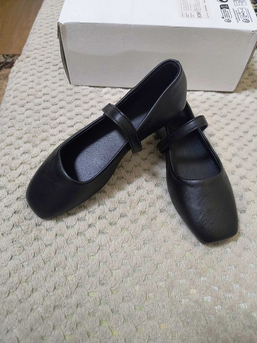 Обувки за танци и официални поводи