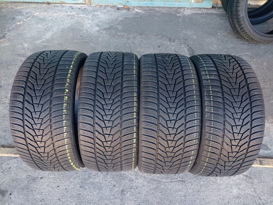 4 anvelope de iarna Hankook 255/35 R19 dot 2820