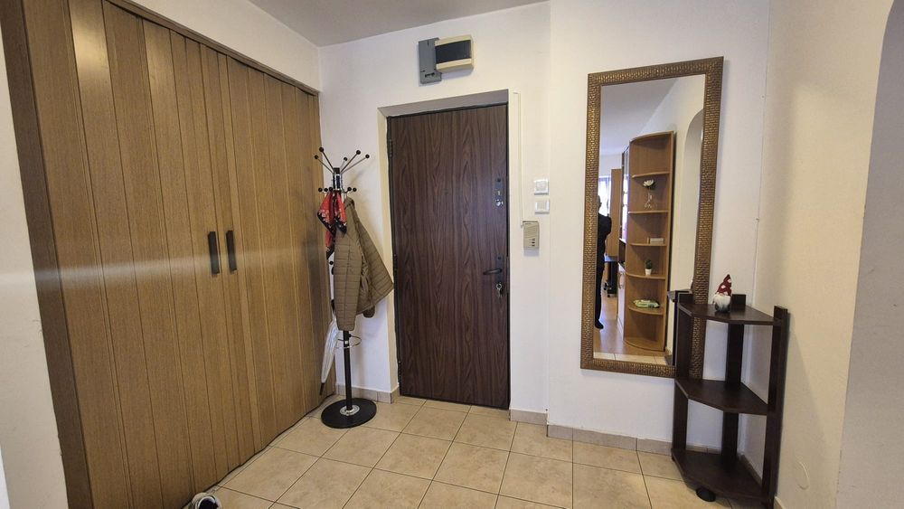 Ap. 2 camere Favorit/ loc de parcare