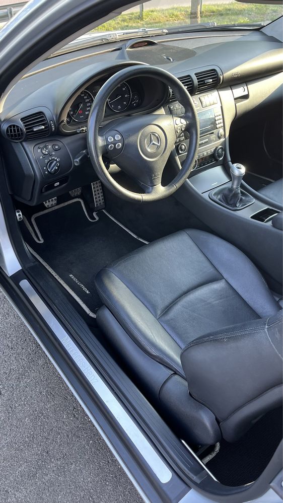 Mercedes benz C180 Kom. 92071km.