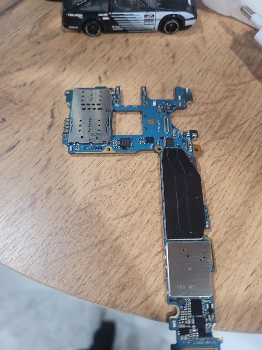 Galaxy s8 мат плата на запчасти