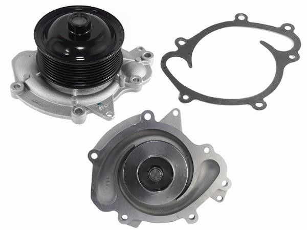 Помпа водяная  Mercedes-benz E