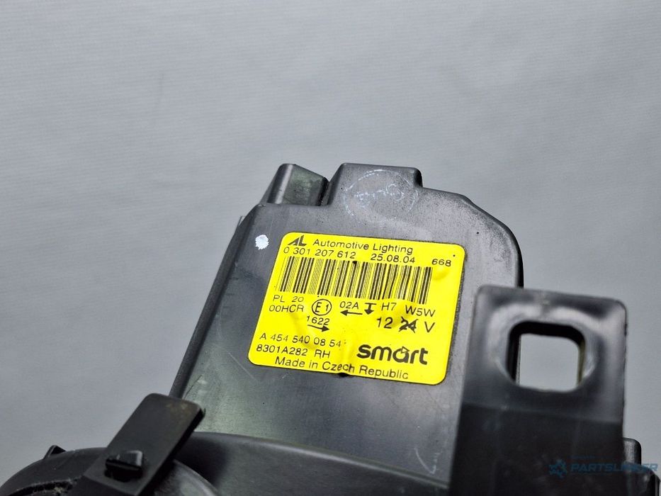 Far halogen dreapta SMART FORFOUR 454 2004 - 2006 AUTOMOTIVE 0301207612 8301A282