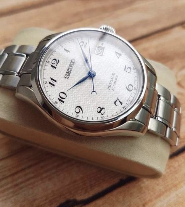 Vând Seiko Presage
