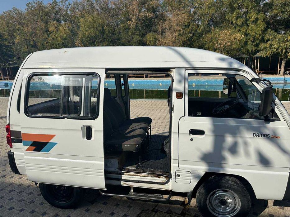 Продается автомобиль Chevrolet Damas