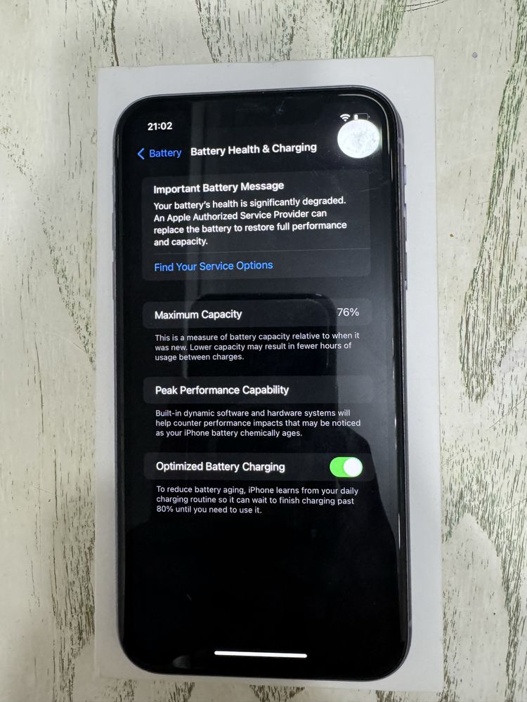 Iphone 11 128GB, ёмкость 76%