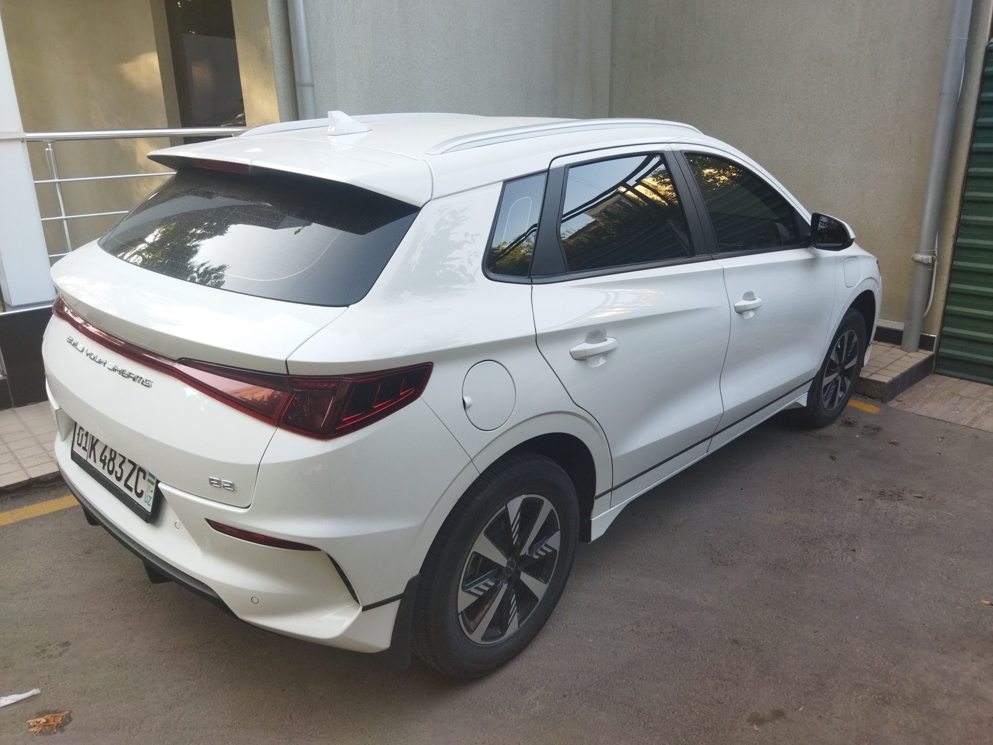 BYD E2 sotiladi 2023