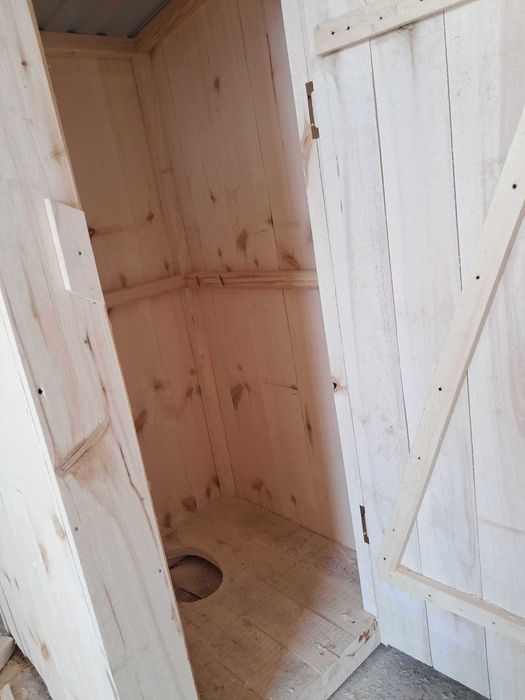 туалет с сидушкой неплохого качества