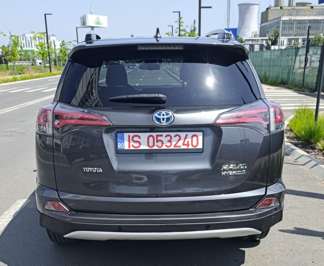 Toyota RAV4 hybrid 2017 4x4 garanție baterie piele + alcantara + led
