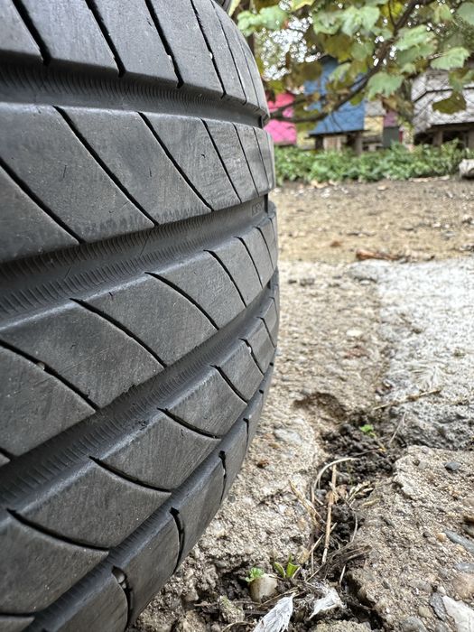 215 65 R17 Michelin Primacy 4