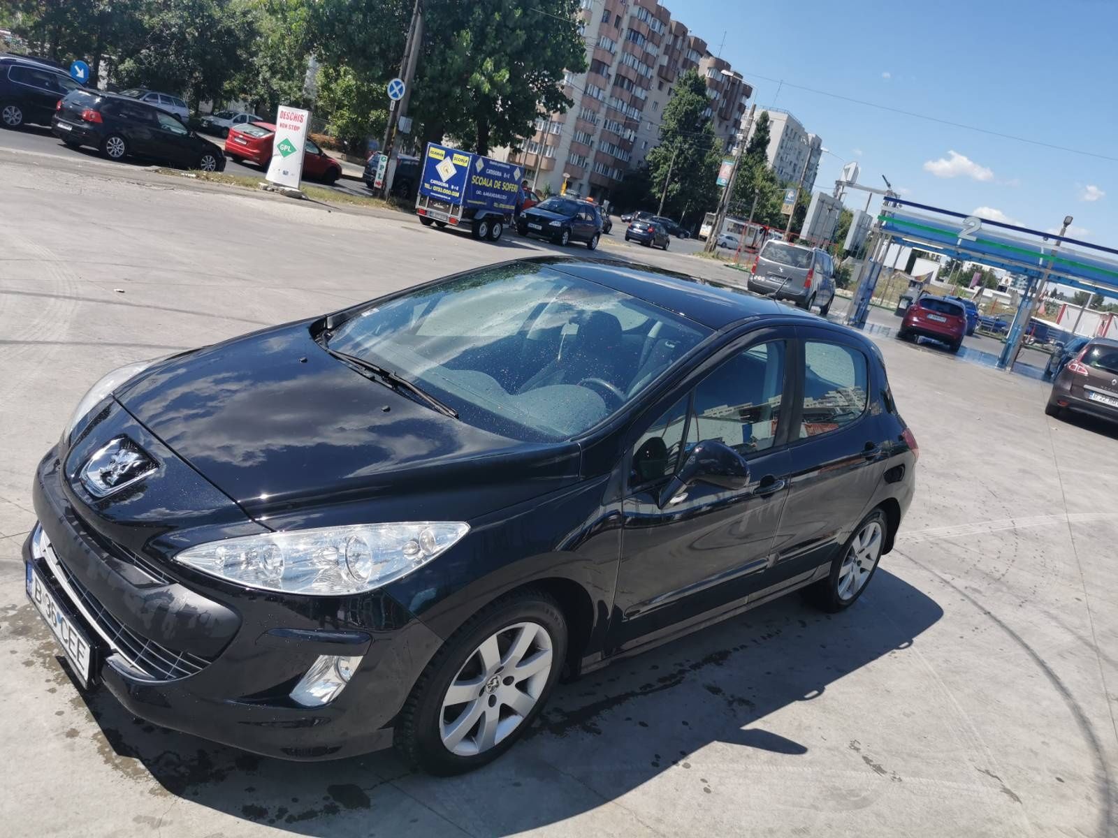 Peugeot 308 Hatchback 2008