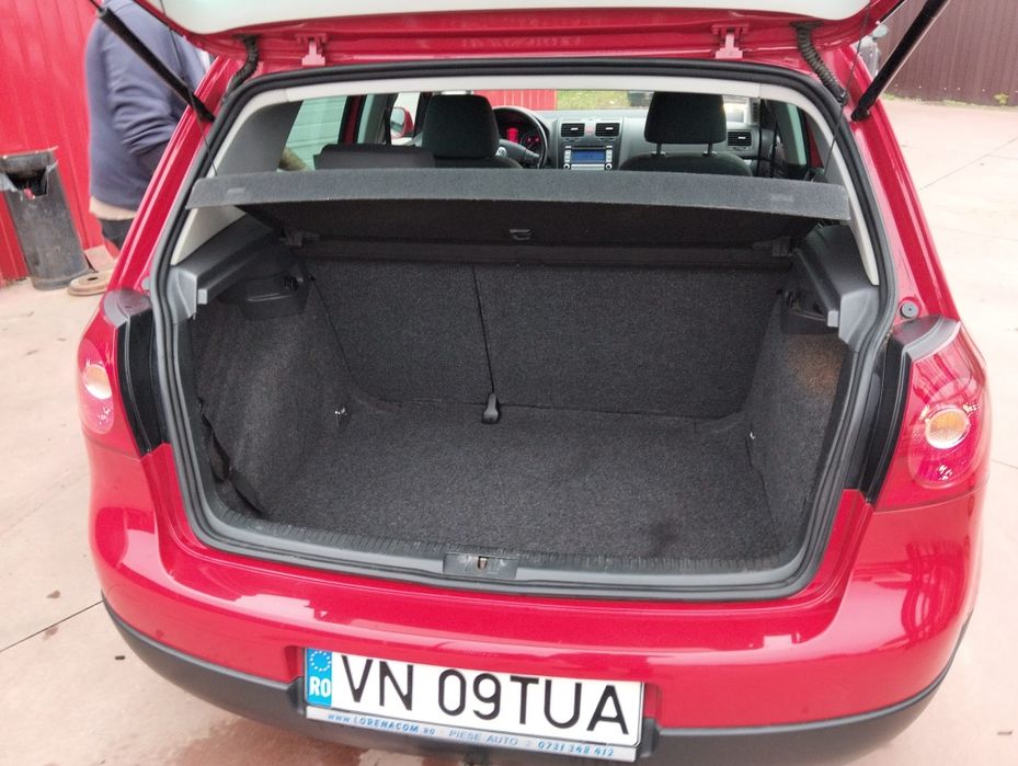 Vând golf 5GT 14 TSI