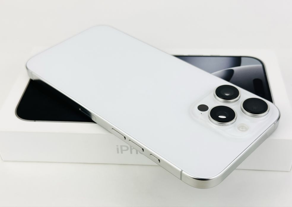 Apple iPhone 16 Pro Max 256GB White 100% Перфектен! Гаранция!