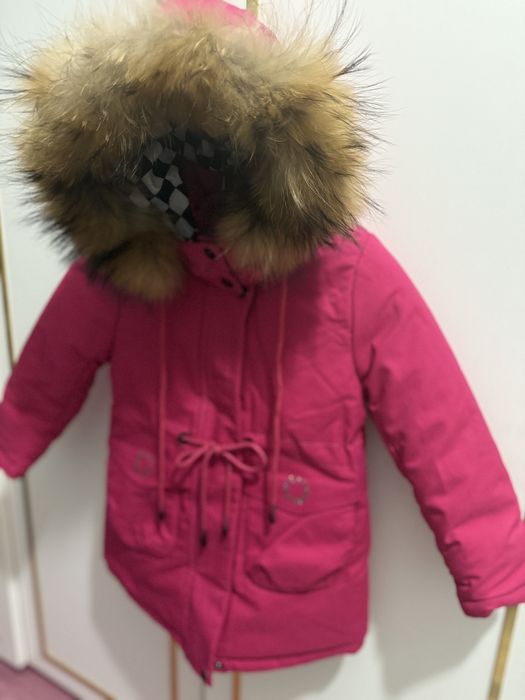 Продам новую детскую зимнюю куртку за 15 тыс
