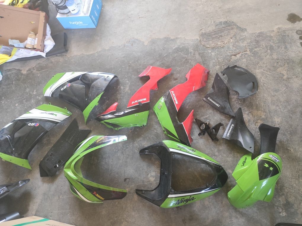 Спойлери за Kawasaki ZX10R 2006г