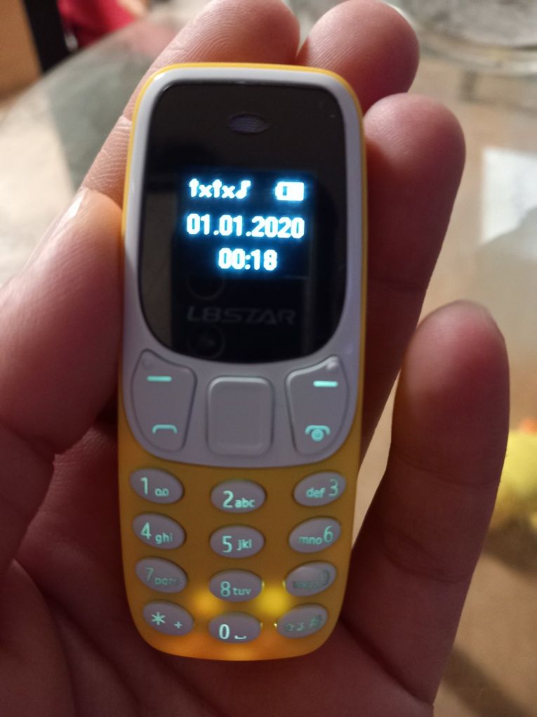 Продавам чисто нов