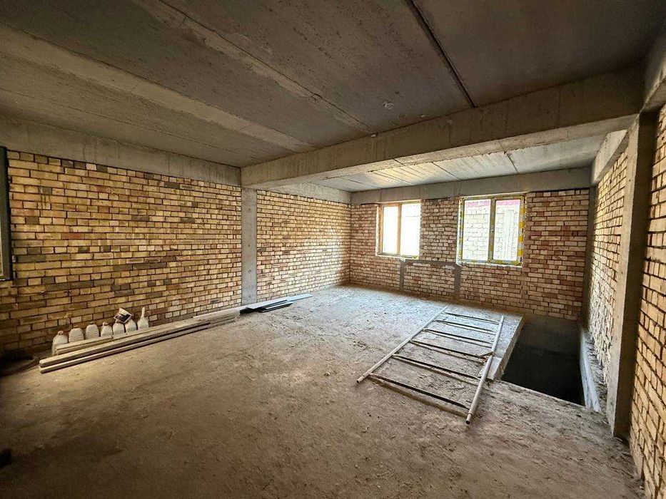 СРОЧНО! Квартира 108 м² (1 этаж + подвал) в Сергели 52 000у.е
