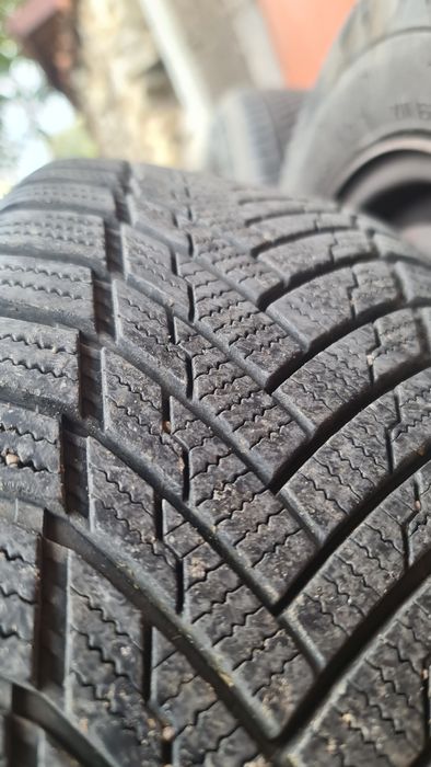 Джанти със зимни гуми за голф 4