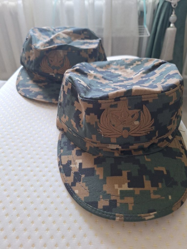 Продам головные уборы