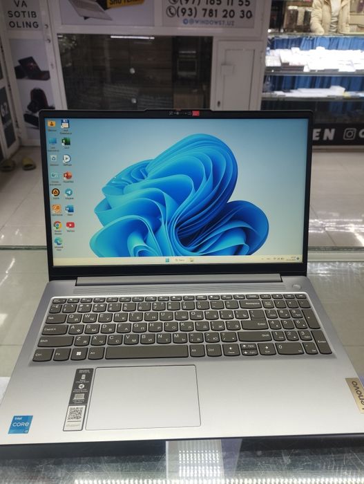 Lenovo laptop 15.6