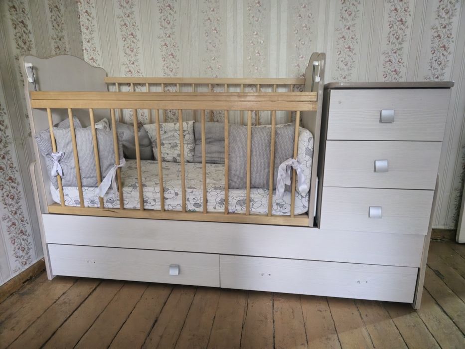 Продам детскую кровать (трансформер)