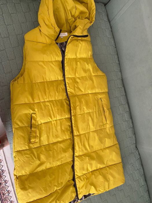 Продам верхнюю одежду