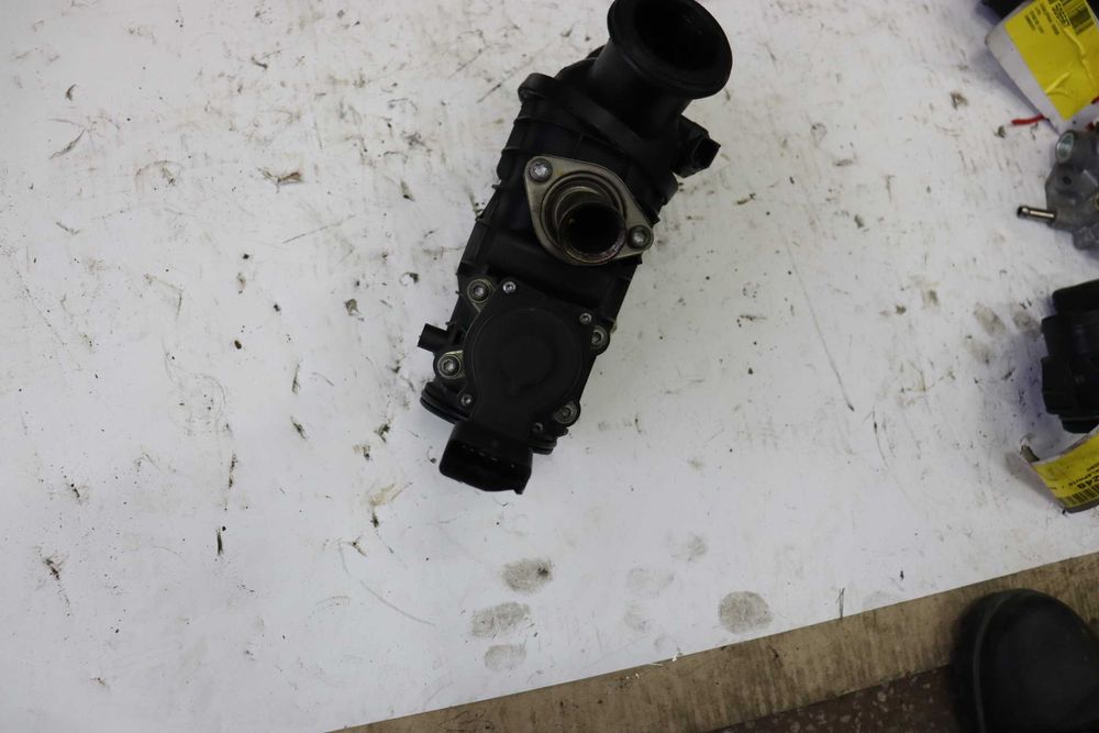 Дроселова клапа Корпус за JAGUAR PEUGEOT 4S7Q9L444C,27084157