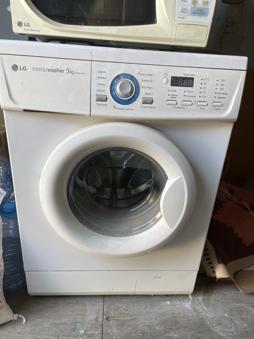 Продается Стиральная машина LG + микроволновую печь