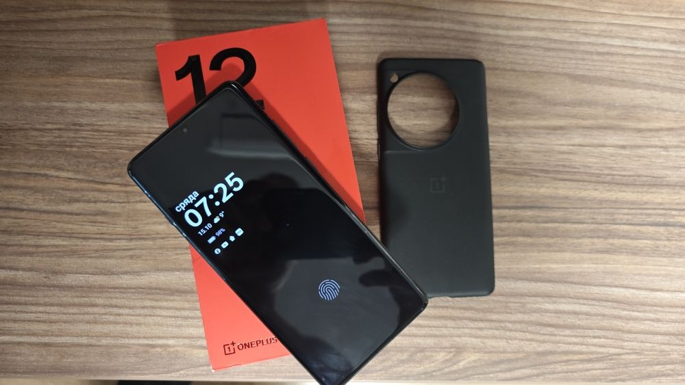 Oneplus 12 - 16/512гБ
