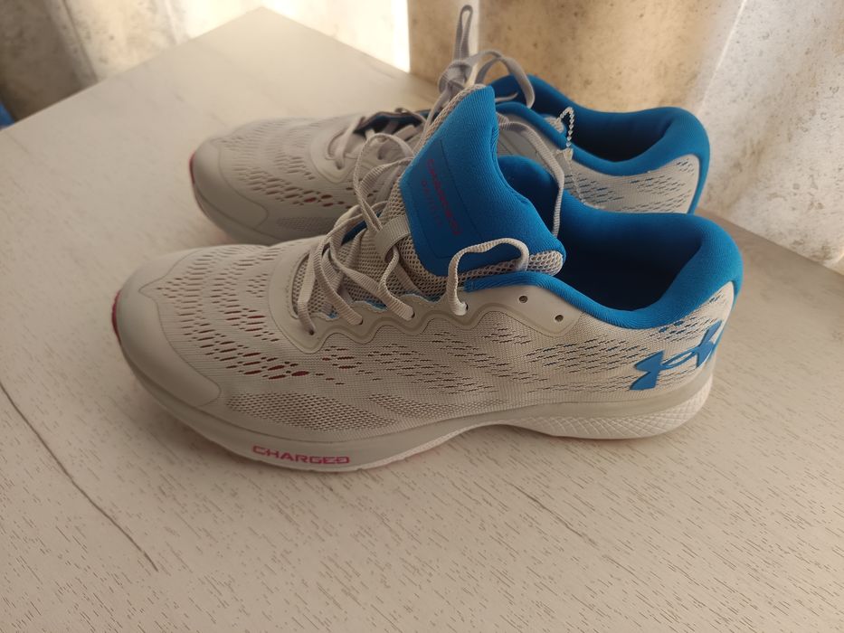 Încălțăminte sport Under Armour
